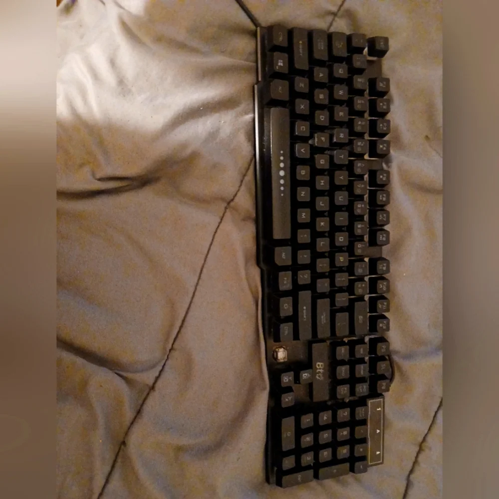 100% Keyboard black